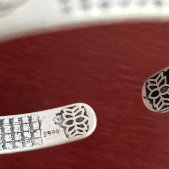 Lotus Heart Sutra unisex silver bracelet - Picture 7 of 7